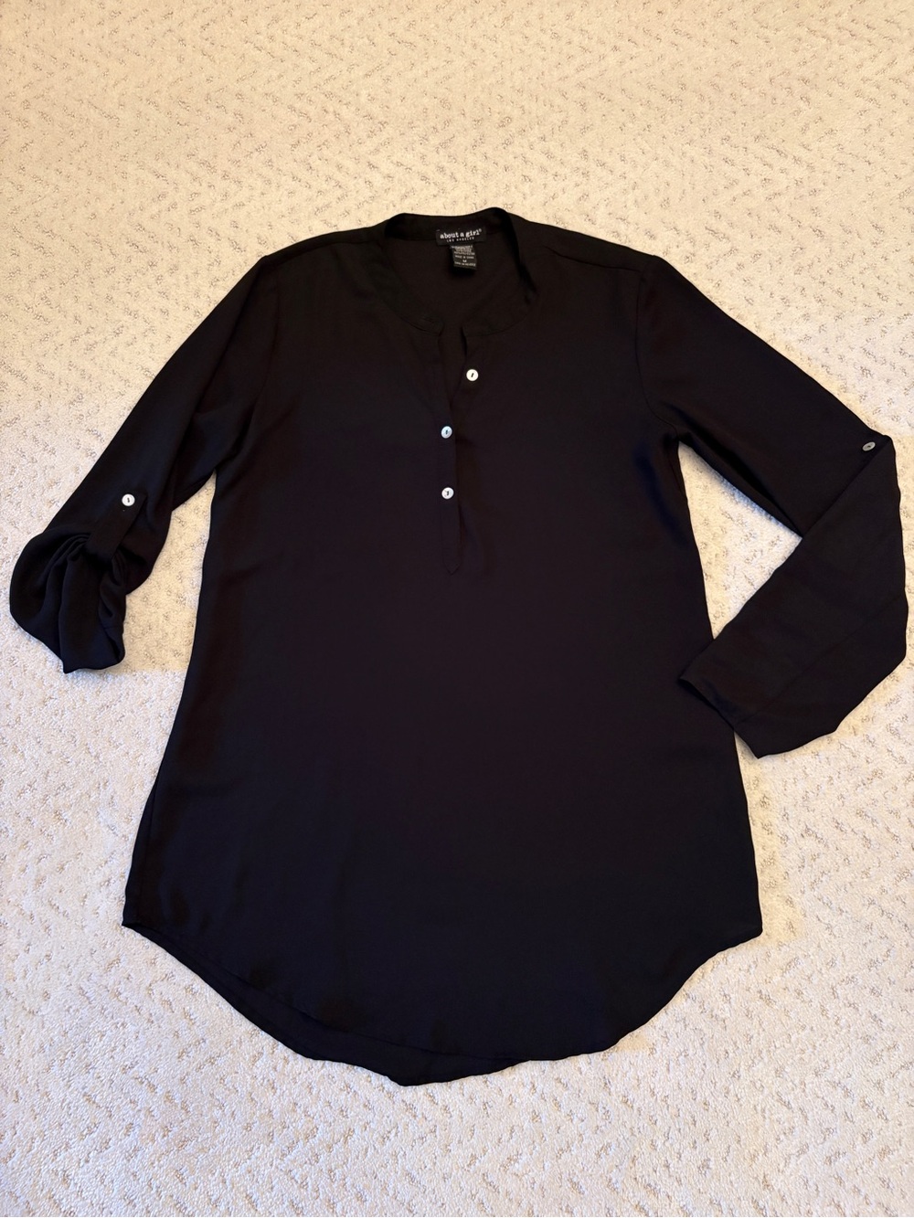 About A Girl LA Long Tunic Top Size M Black Sheer Roll Up Long Sleeve Henley